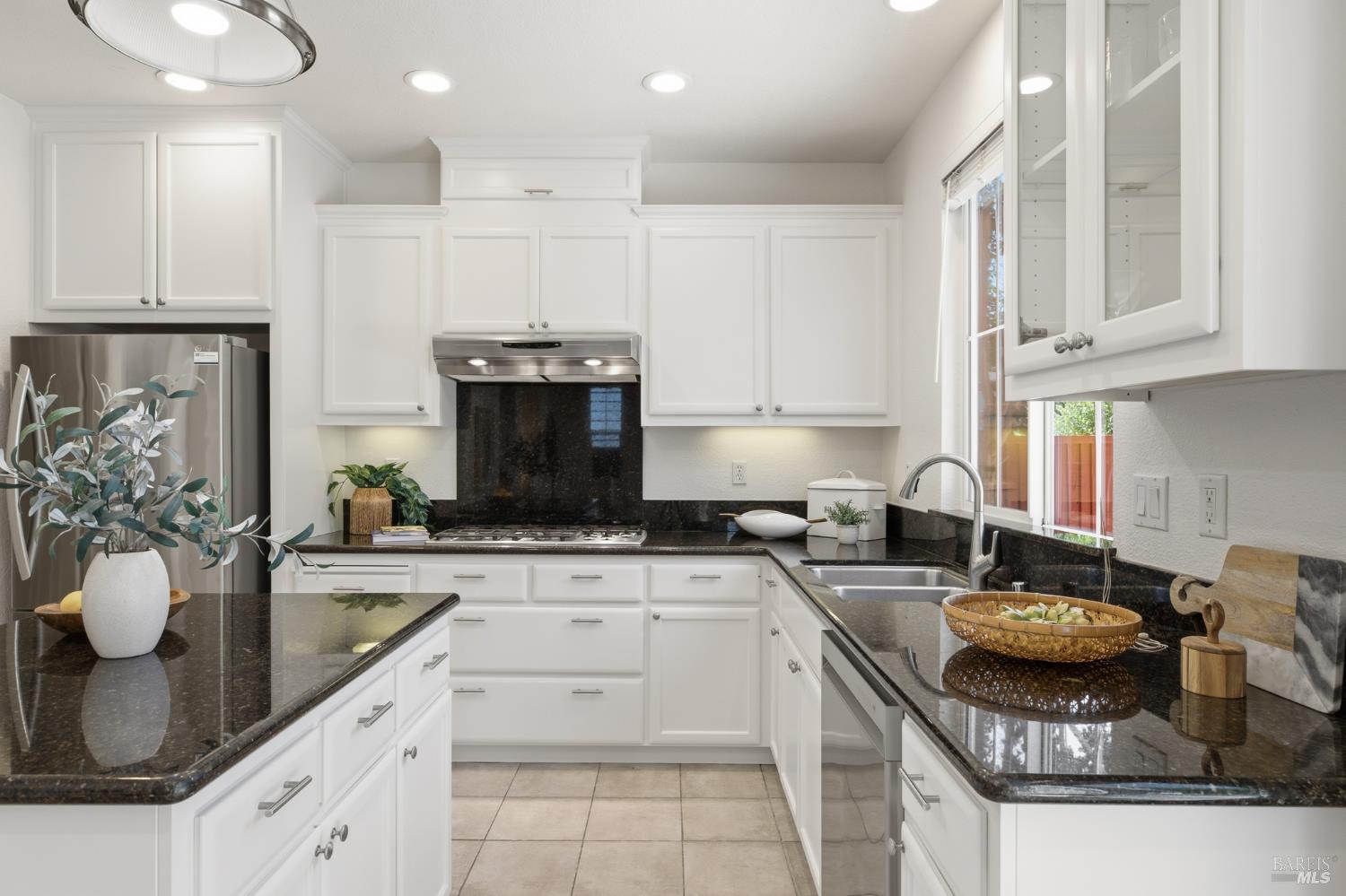 1759 Emma Way Petaluma CA 94954