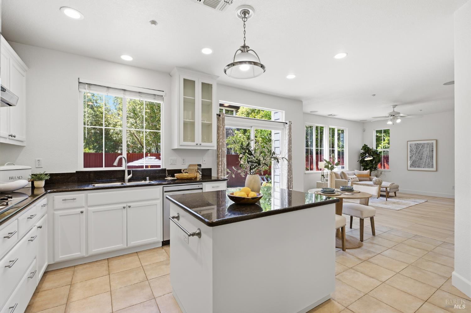 1759 Emma Way Petaluma CA 94954