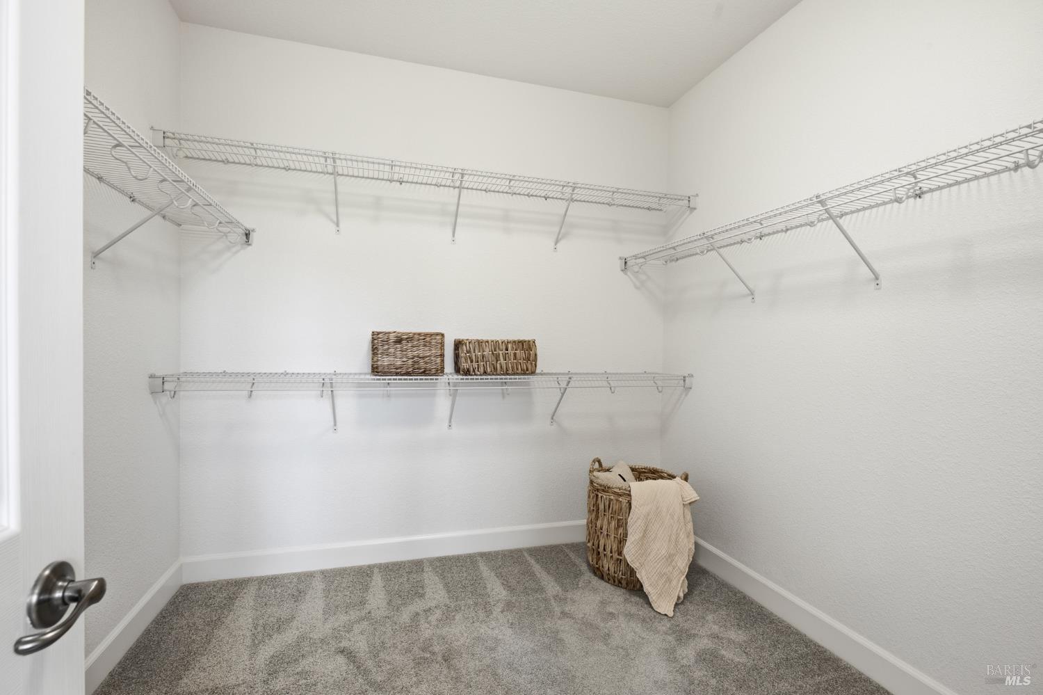 1759 Emma Way Petaluma CA 94954