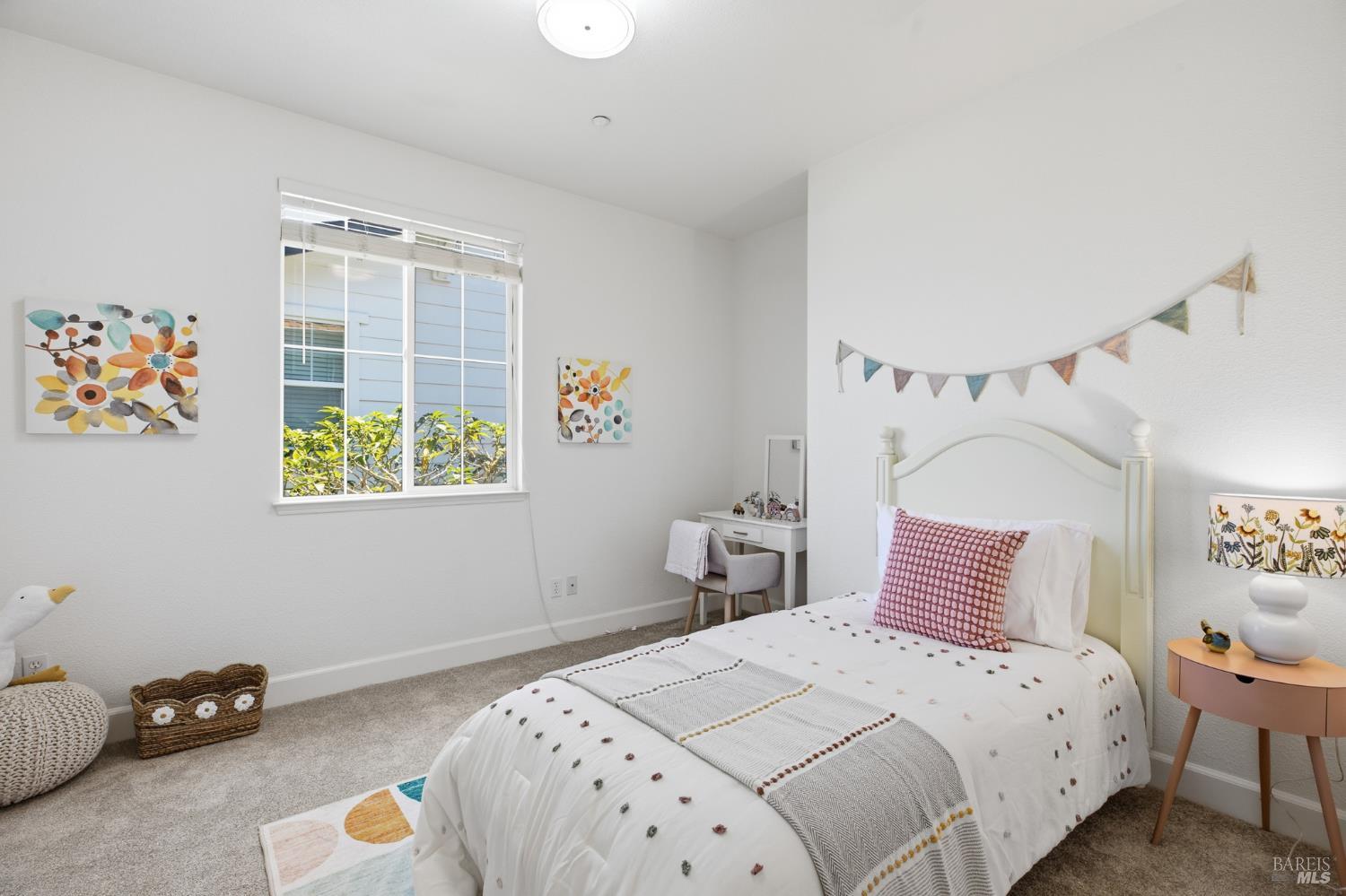 1759 Emma Way Petaluma CA 94954