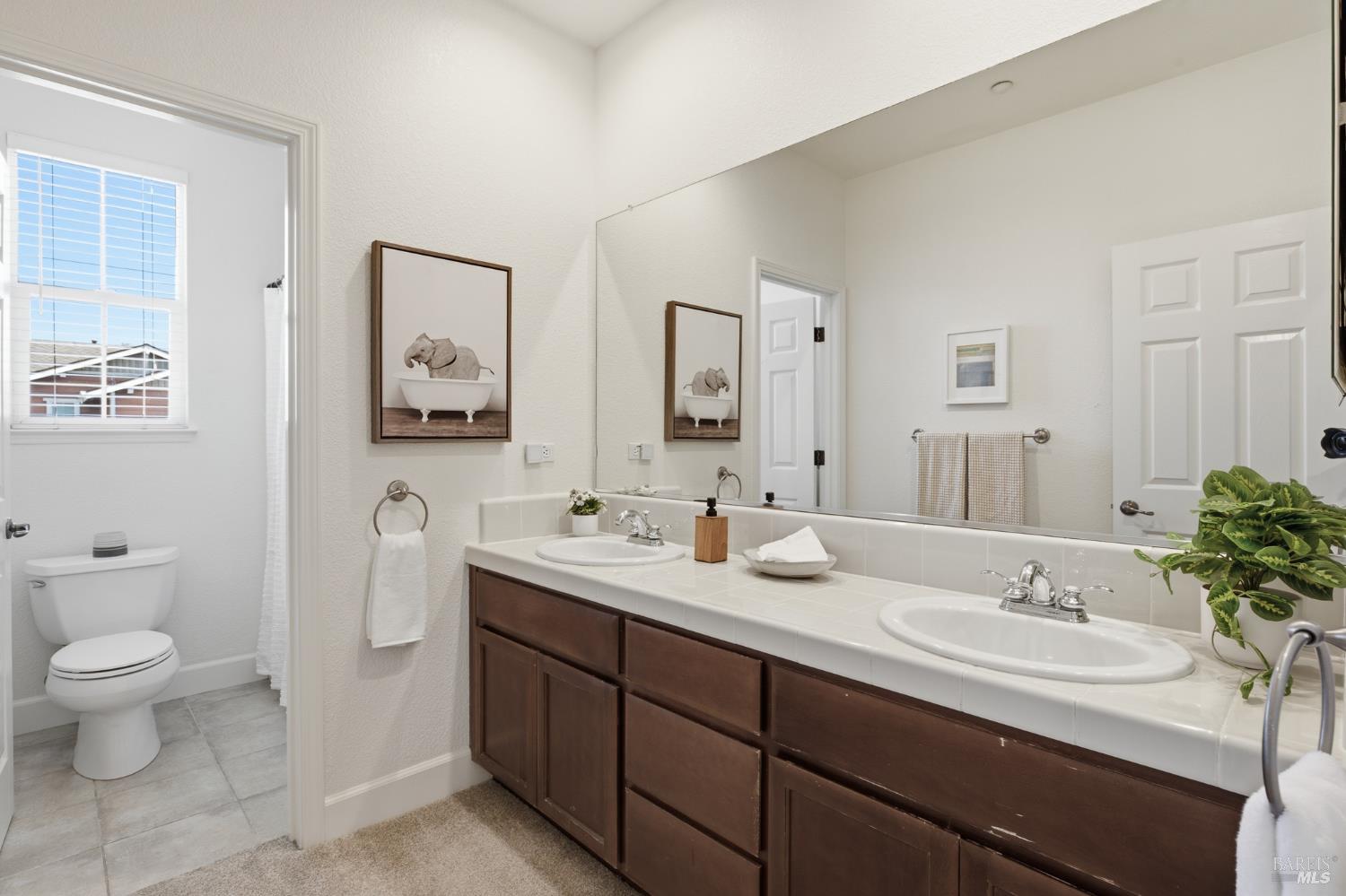 1759 Emma Way Petaluma CA 94954