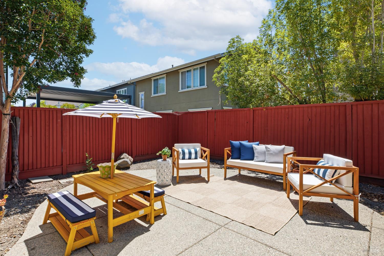 1759 Emma Way Petaluma CA 94954