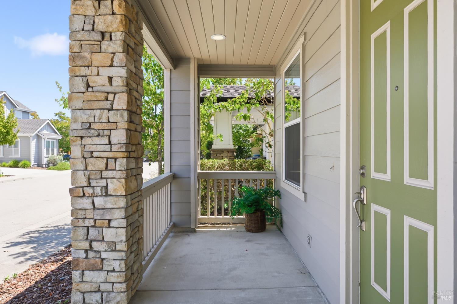 1759 Emma Way Petaluma CA 94954