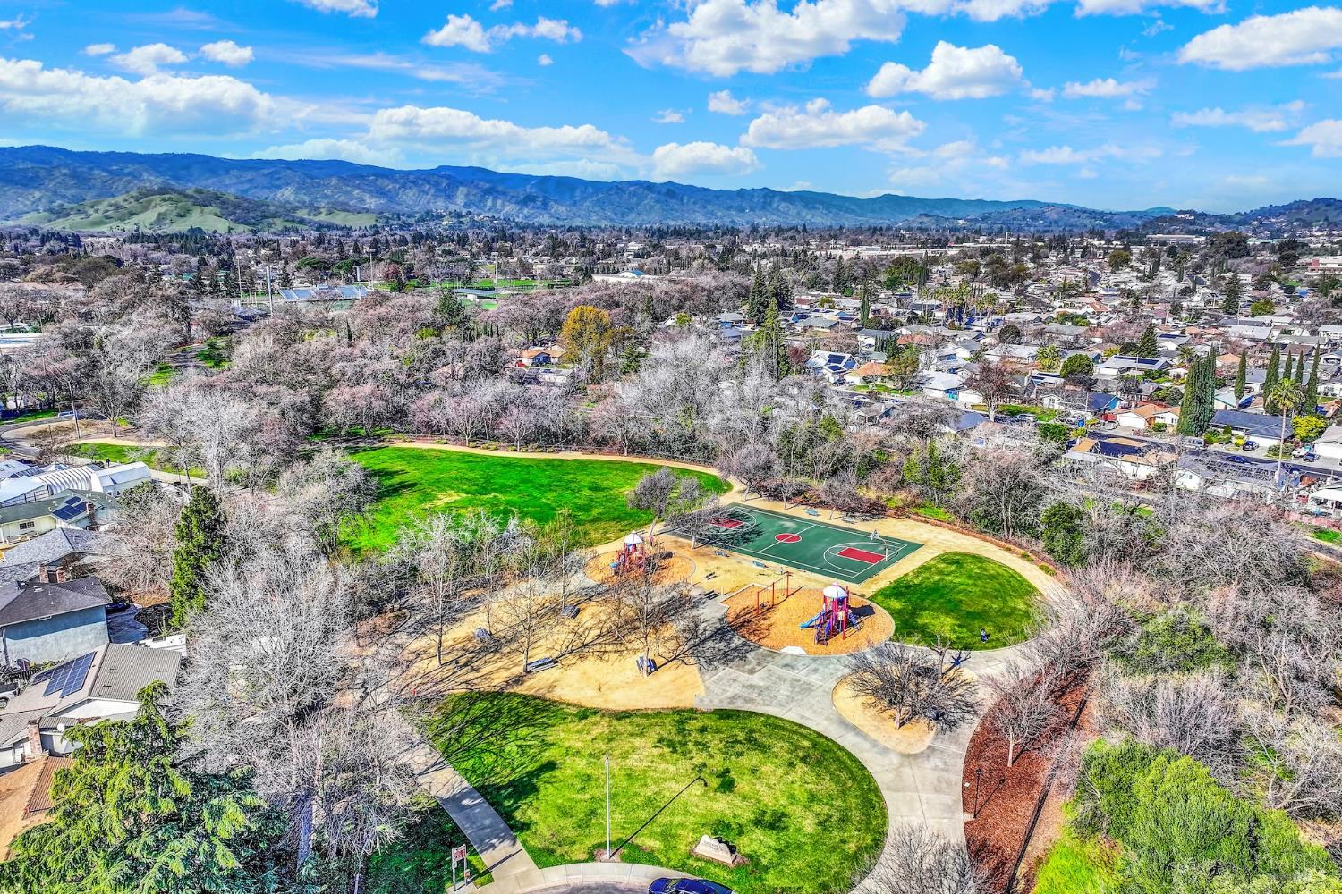 206 Amherst Court Vacaville CA 95687