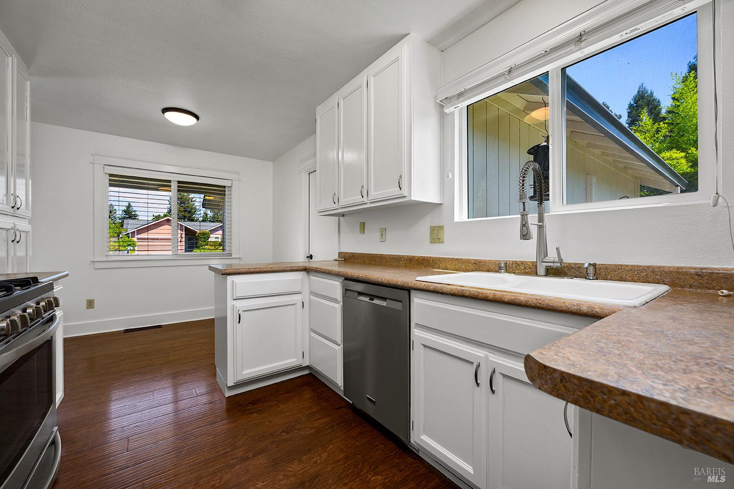 2266 Coventry Court Santa Rosa CA 95401