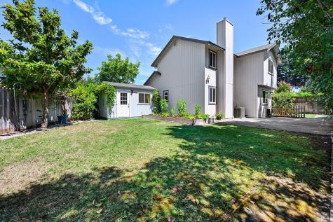 2266 Coventry Court Santa Rosa CA 95401