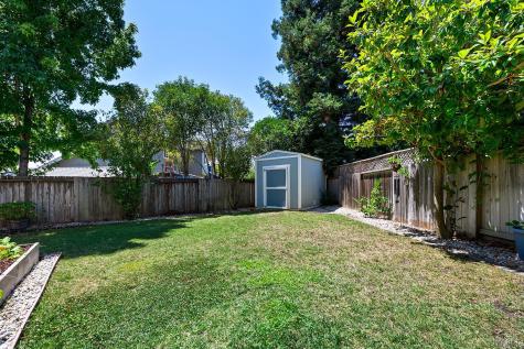 2266 Coventry Court Santa Rosa CA 95401