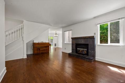 2266 Coventry Court Santa Rosa CA 95401