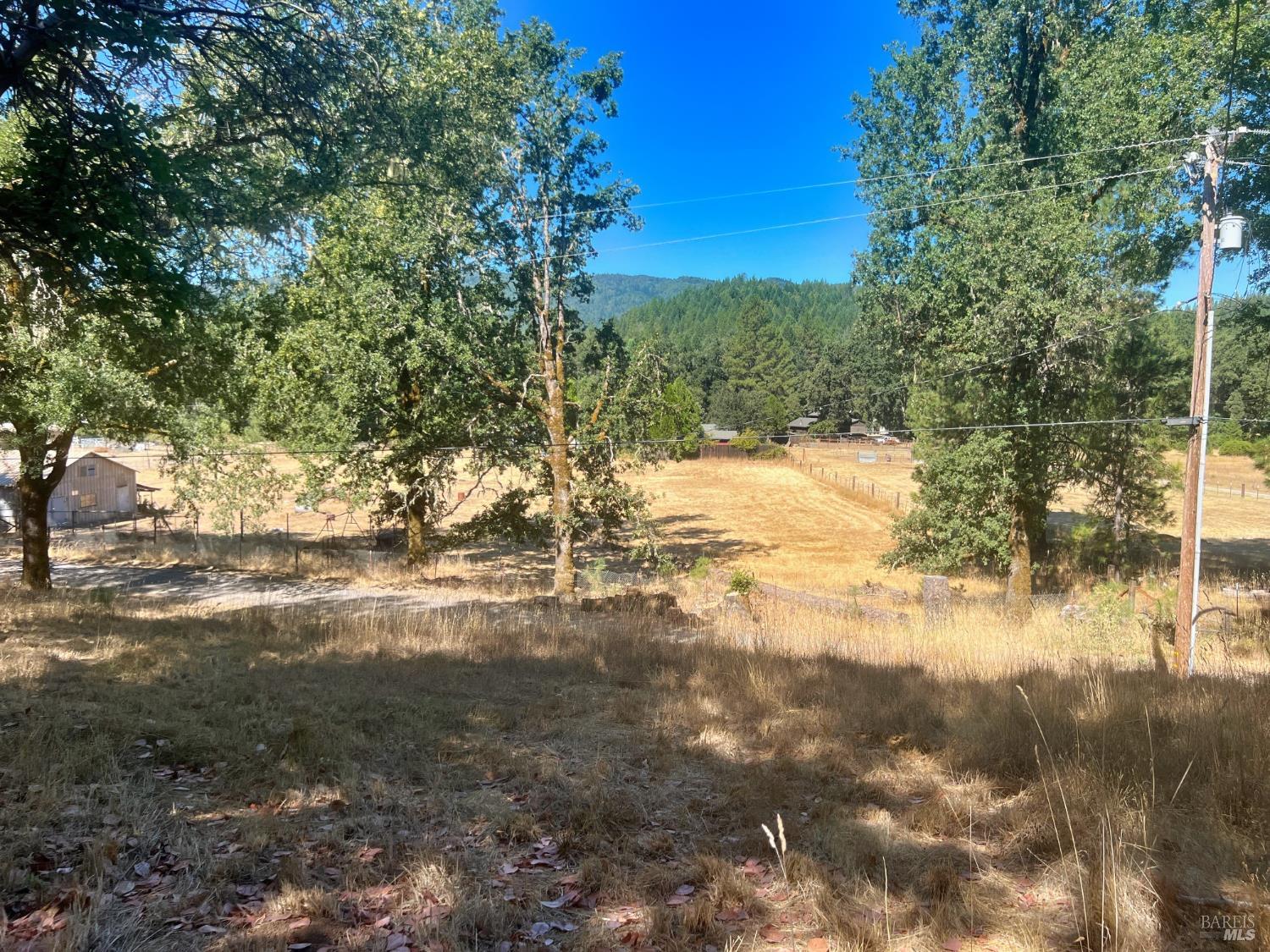 46145 Meadow Lane N Laytonville CA 95454