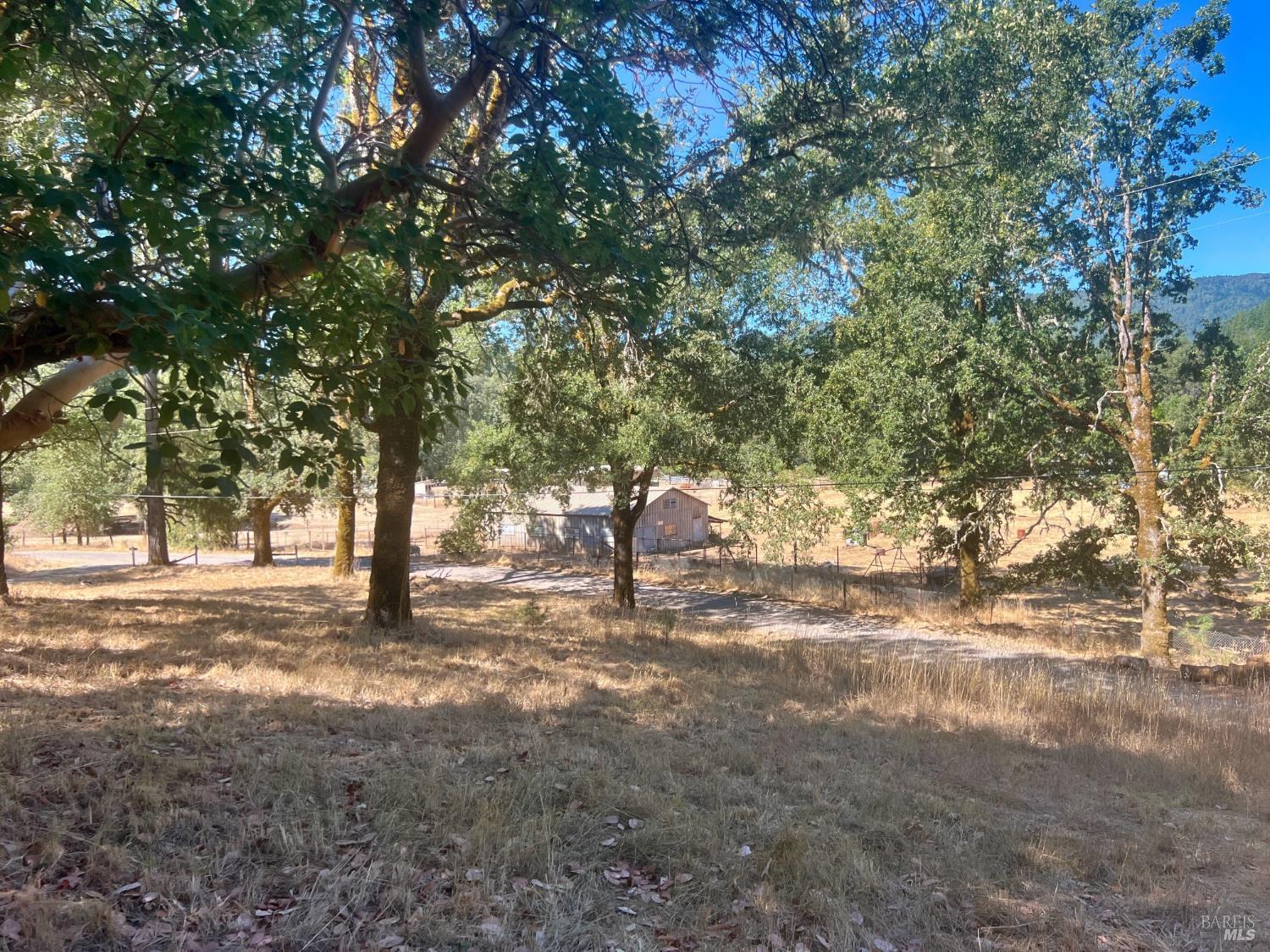 46145 Meadow Lane N Laytonville CA 95454
