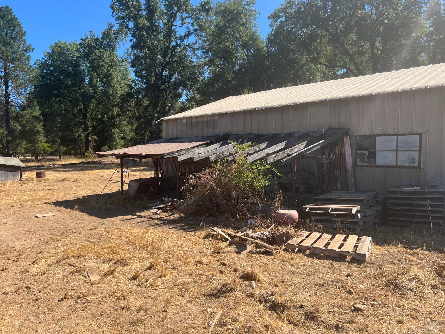 46145 Meadow Lane N Laytonville CA 95454