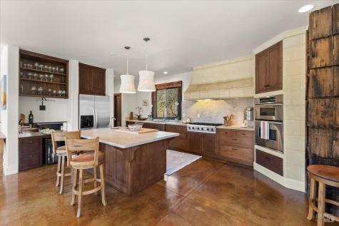 22355 Chianti Road Geyserville CA 95441