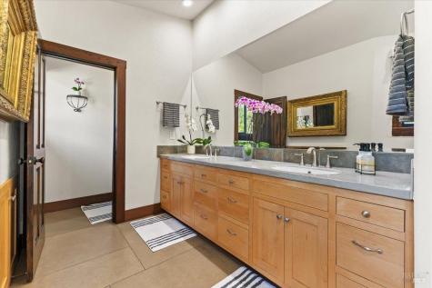 22355 Chianti Road Geyserville CA 95441
