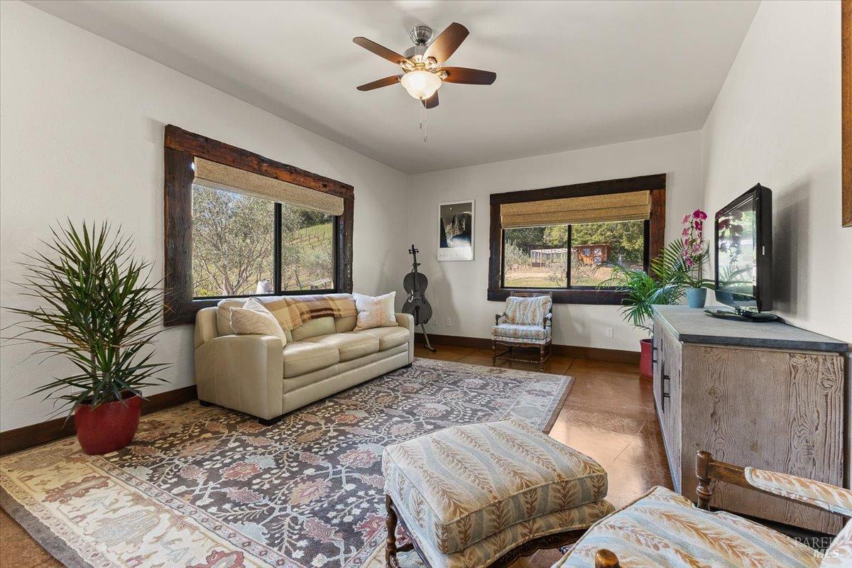 22355 Chianti Road Geyserville CA 95441