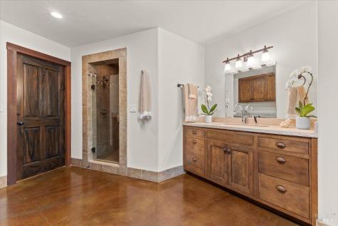 22355 Chianti Road Geyserville CA 95441
