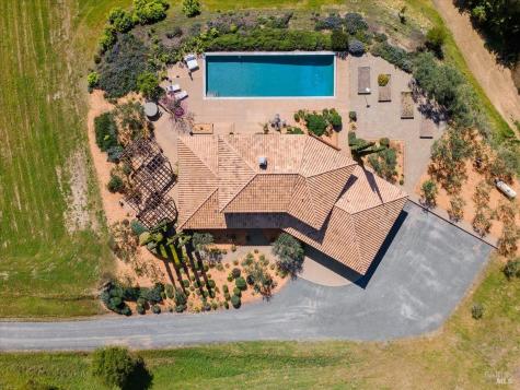 22355 Chianti Road Geyserville CA 95441