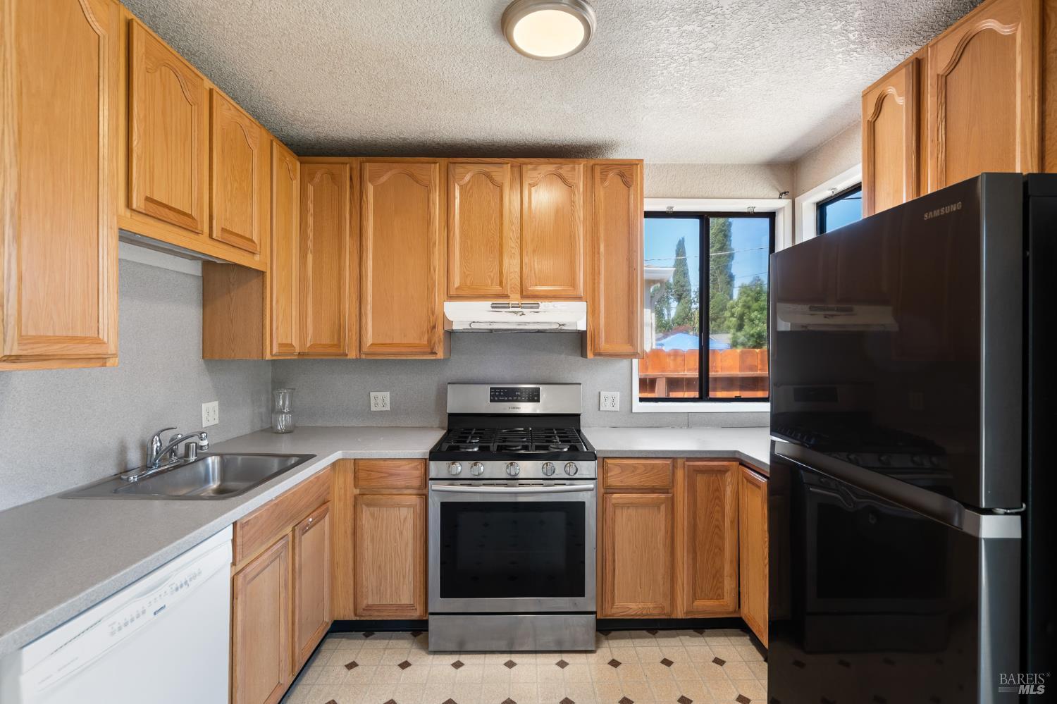 120 Foster Street Vallejo CA 94591