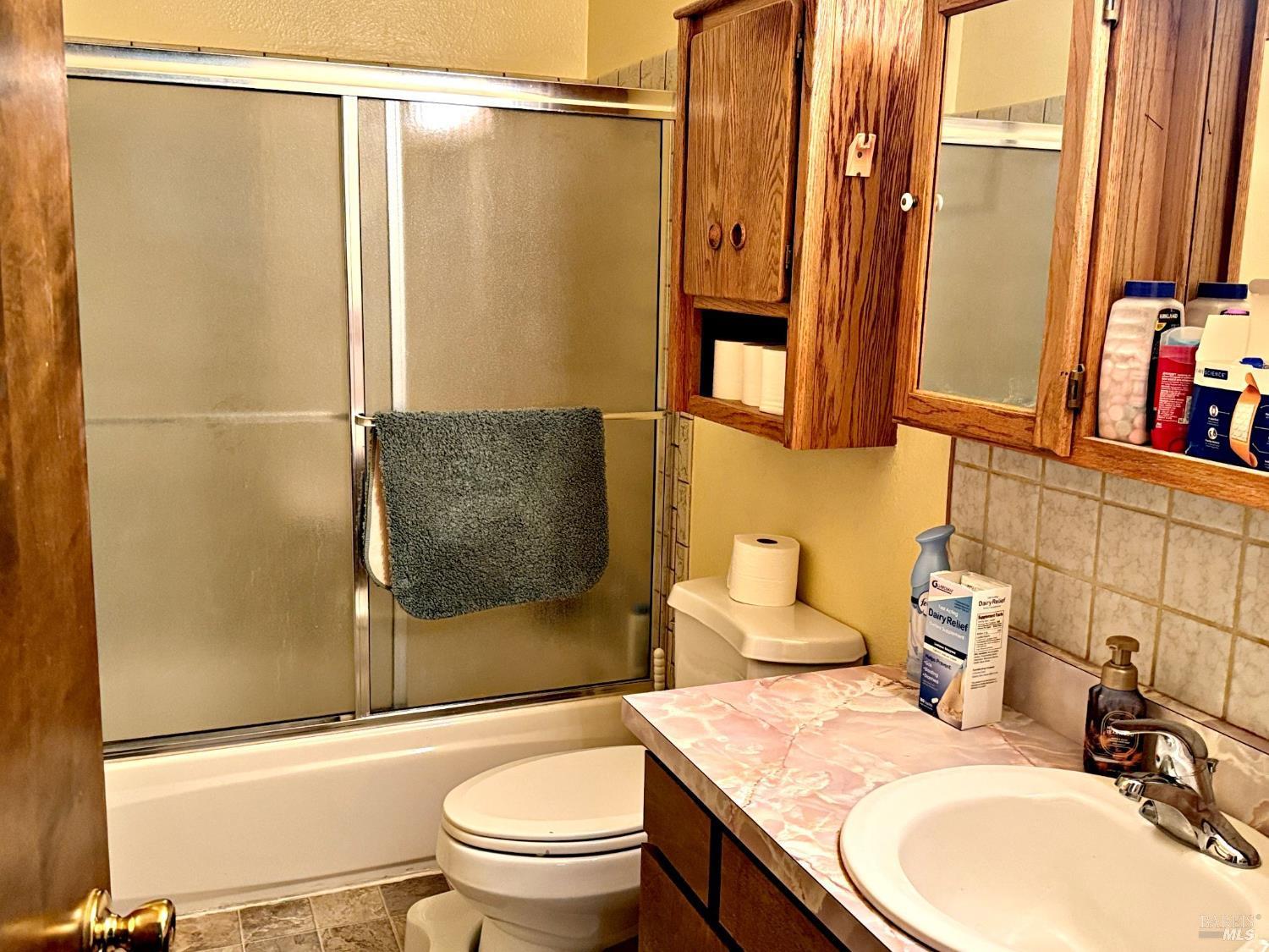 1291 Sirah Court Ukiah CA 95482