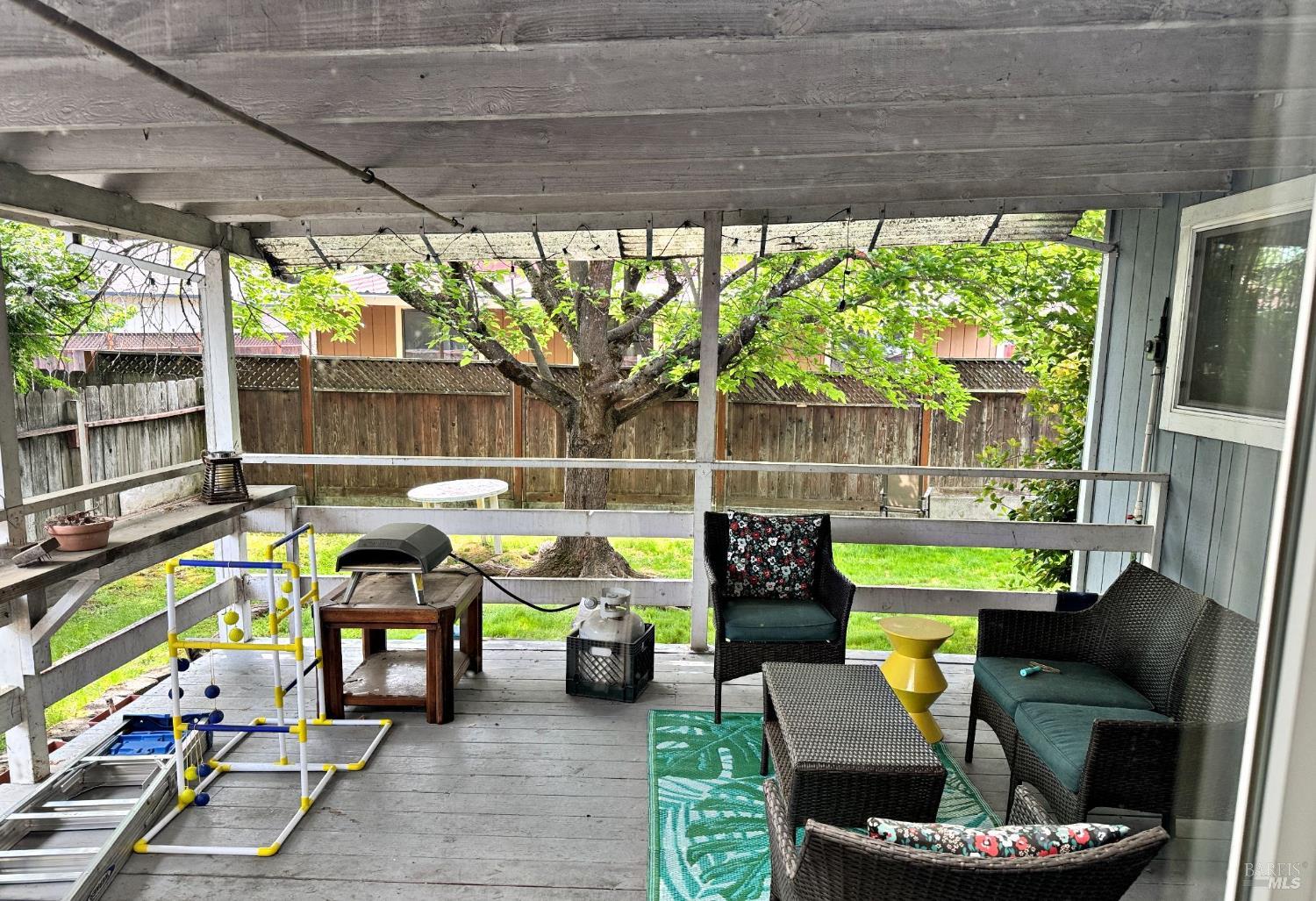 1291 Sirah Court Ukiah CA 95482
