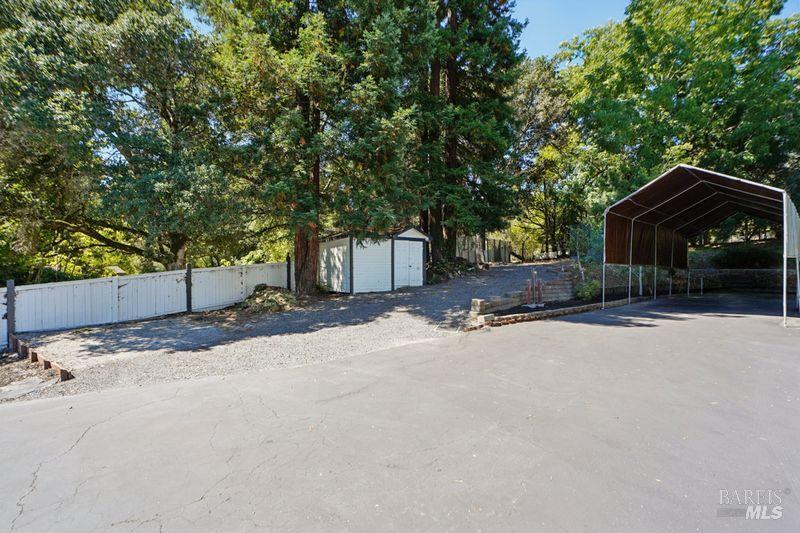 822 Robinson Road Sebastopol CA 95472