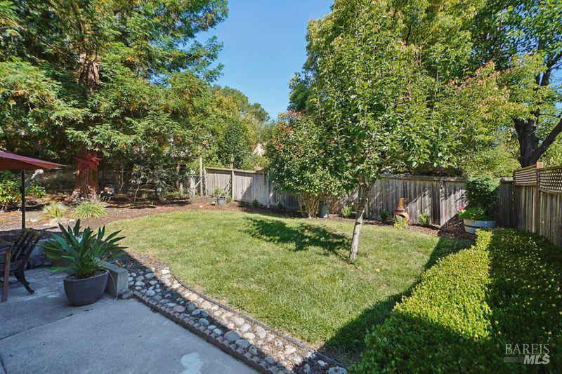 822 Robinson Road Sebastopol CA 95472