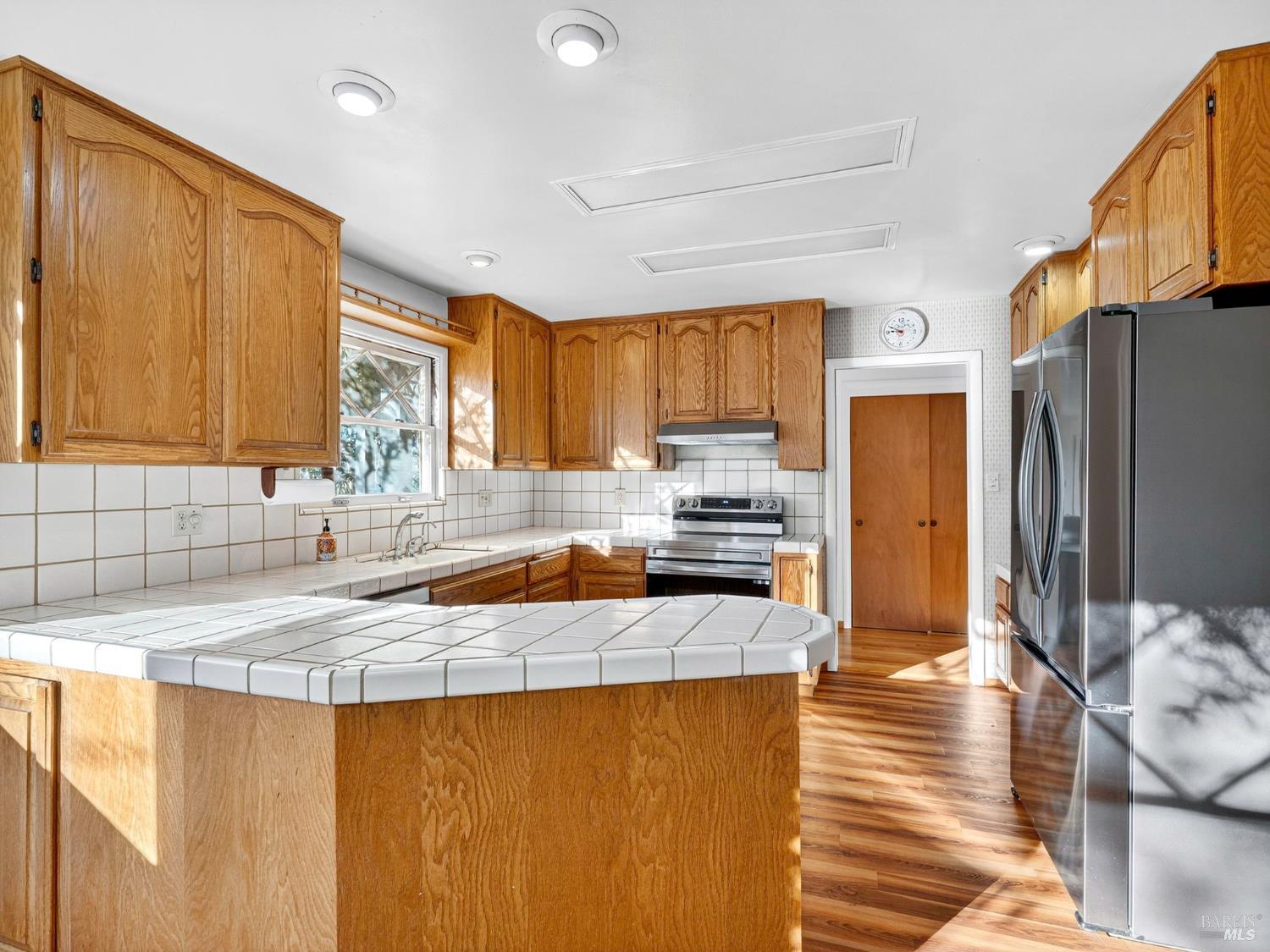 351 View Drive Ukiah CA 95482