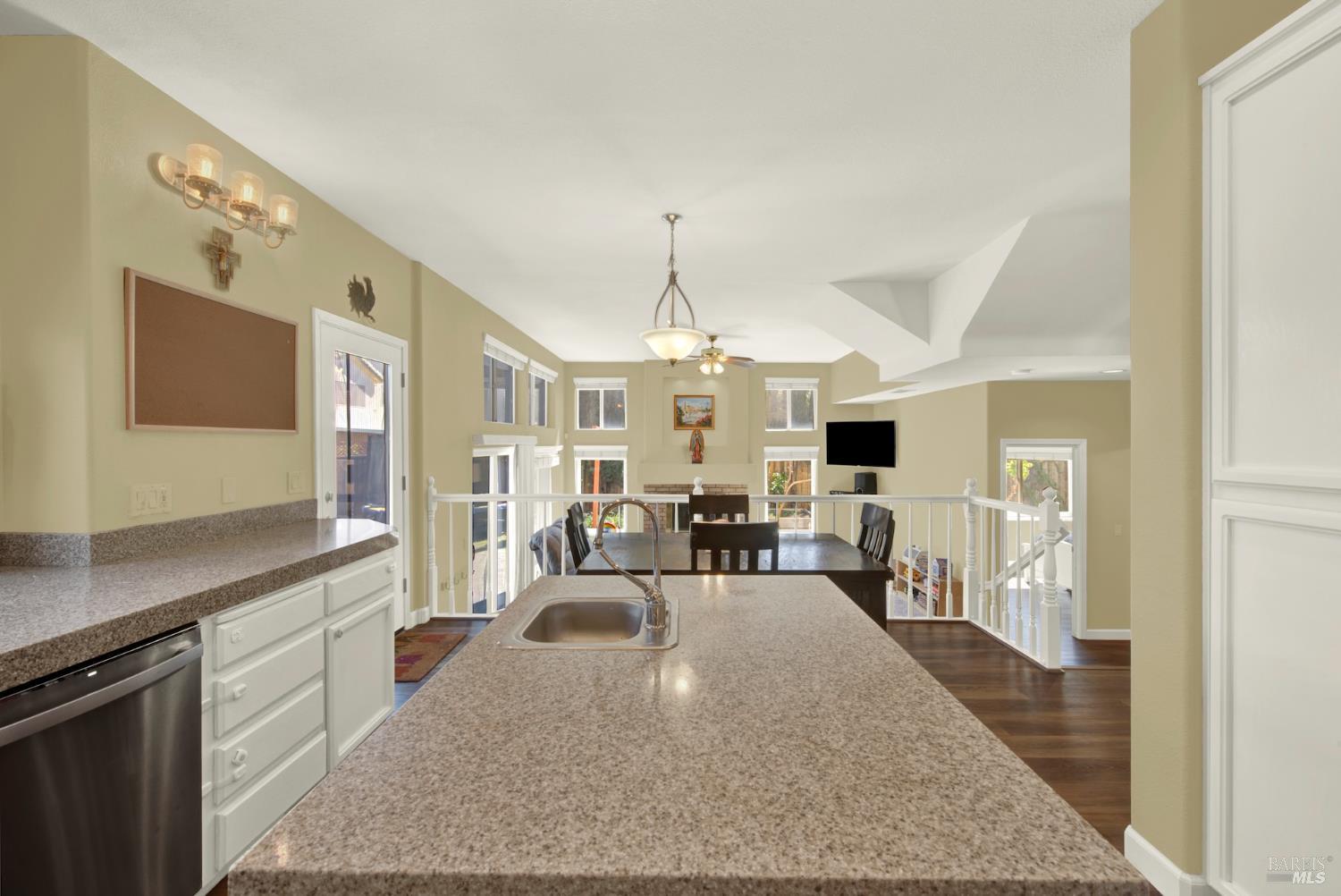 113 Deerglen Circle Vacaville CA 95687