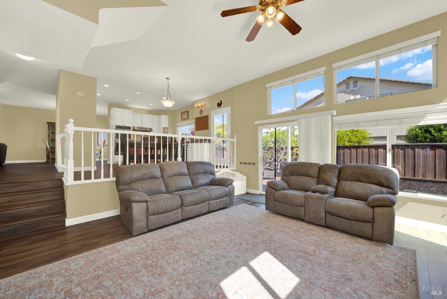113 Deerglen Circle Vacaville CA 95687