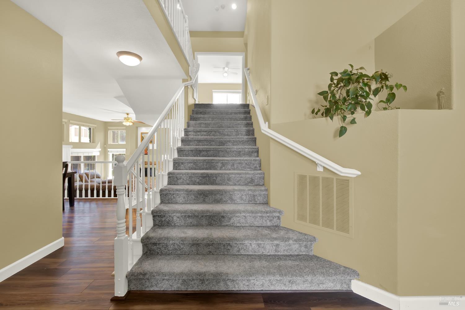 113 Deerglen Circle Vacaville CA 95687