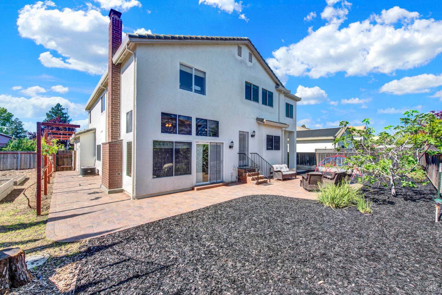 113 Deerglen Circle Vacaville CA 95687