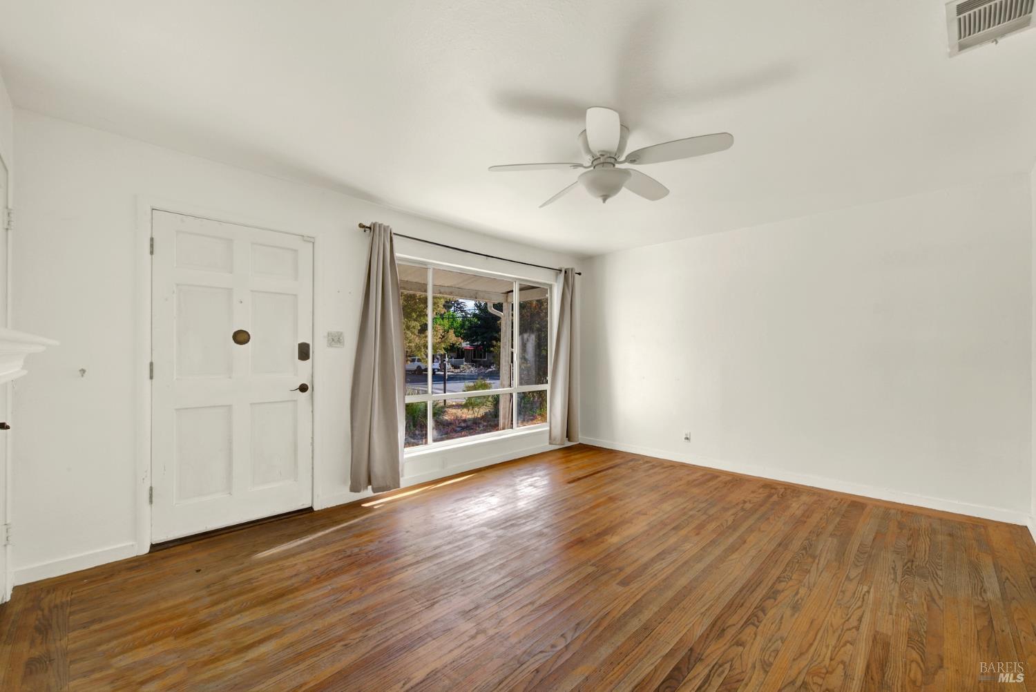 690 Camellia Way Vacaville CA 95688