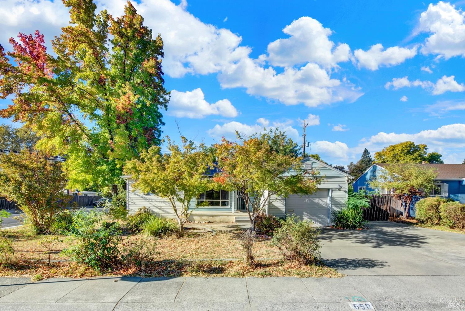 690 Camellia Way Vacaville CA 95688