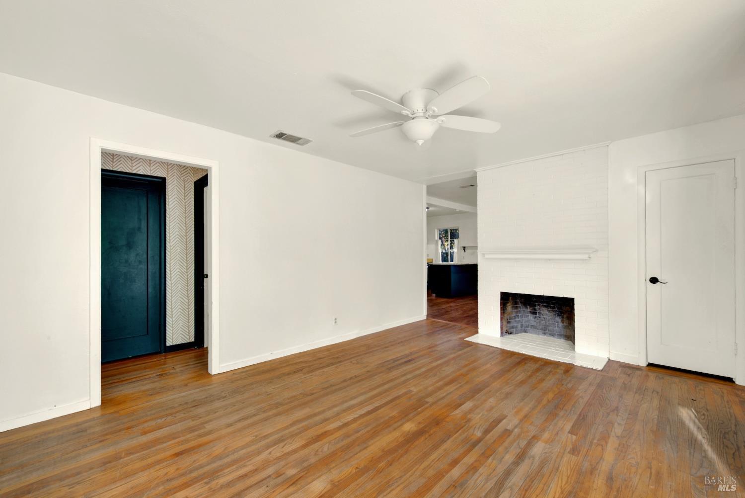 690 Camellia Way Vacaville CA 95688