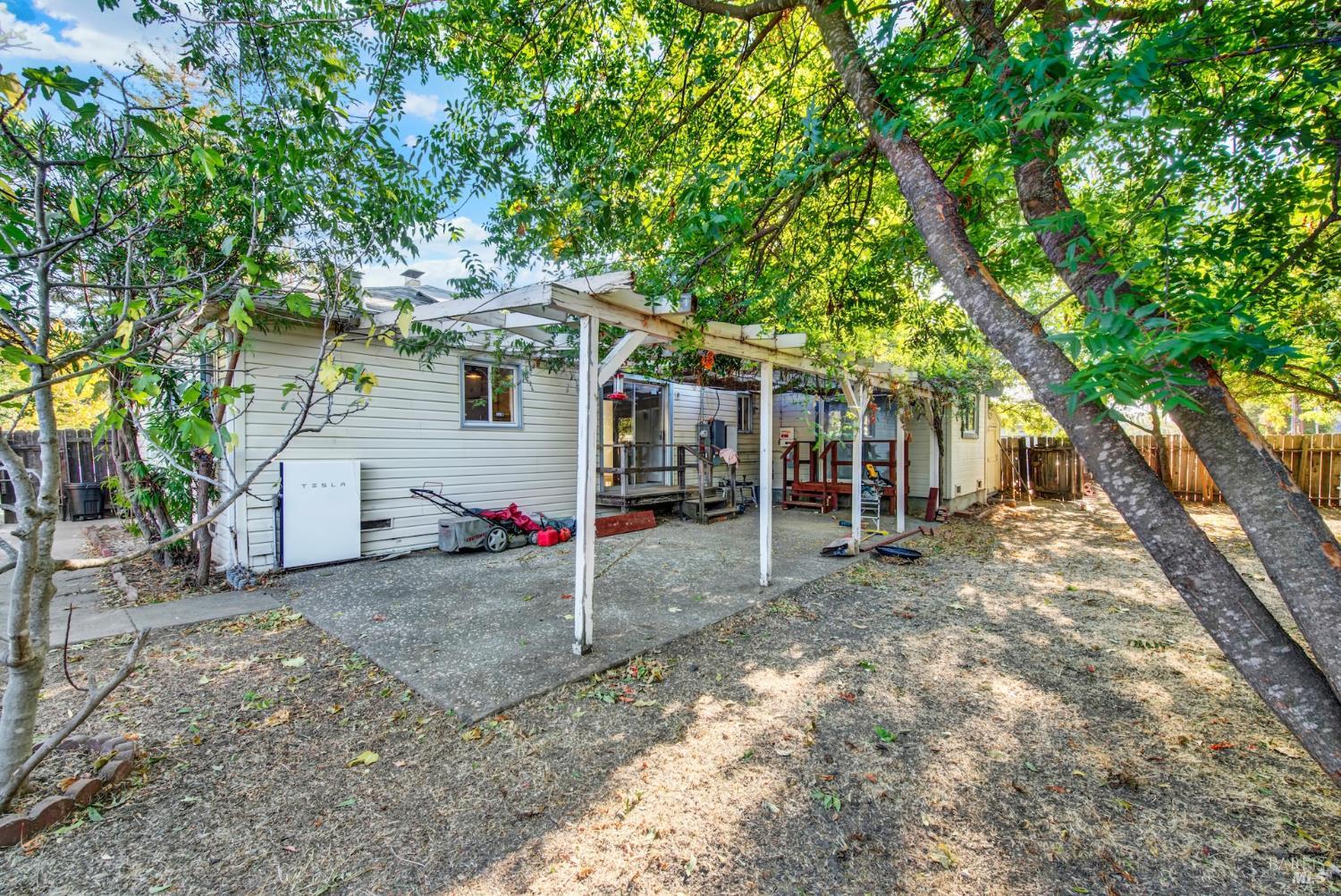 690 Camellia Way Vacaville CA 95688