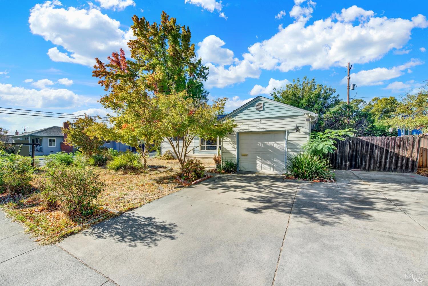690 Camellia Way Vacaville CA 95688