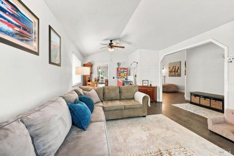 2173 Erika Street Santa Rosa CA 95403