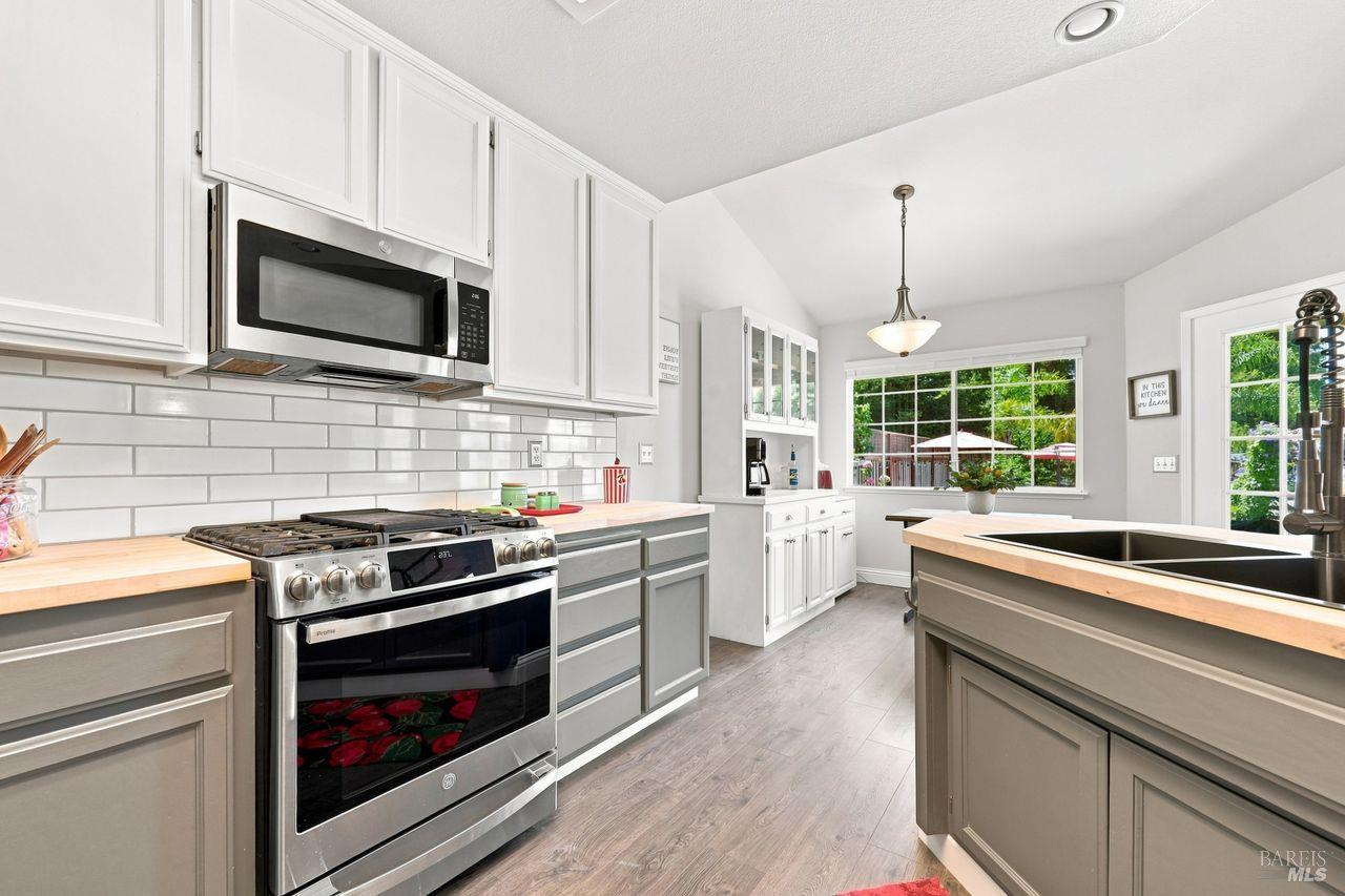 2173 Erika Street Santa Rosa CA 95403