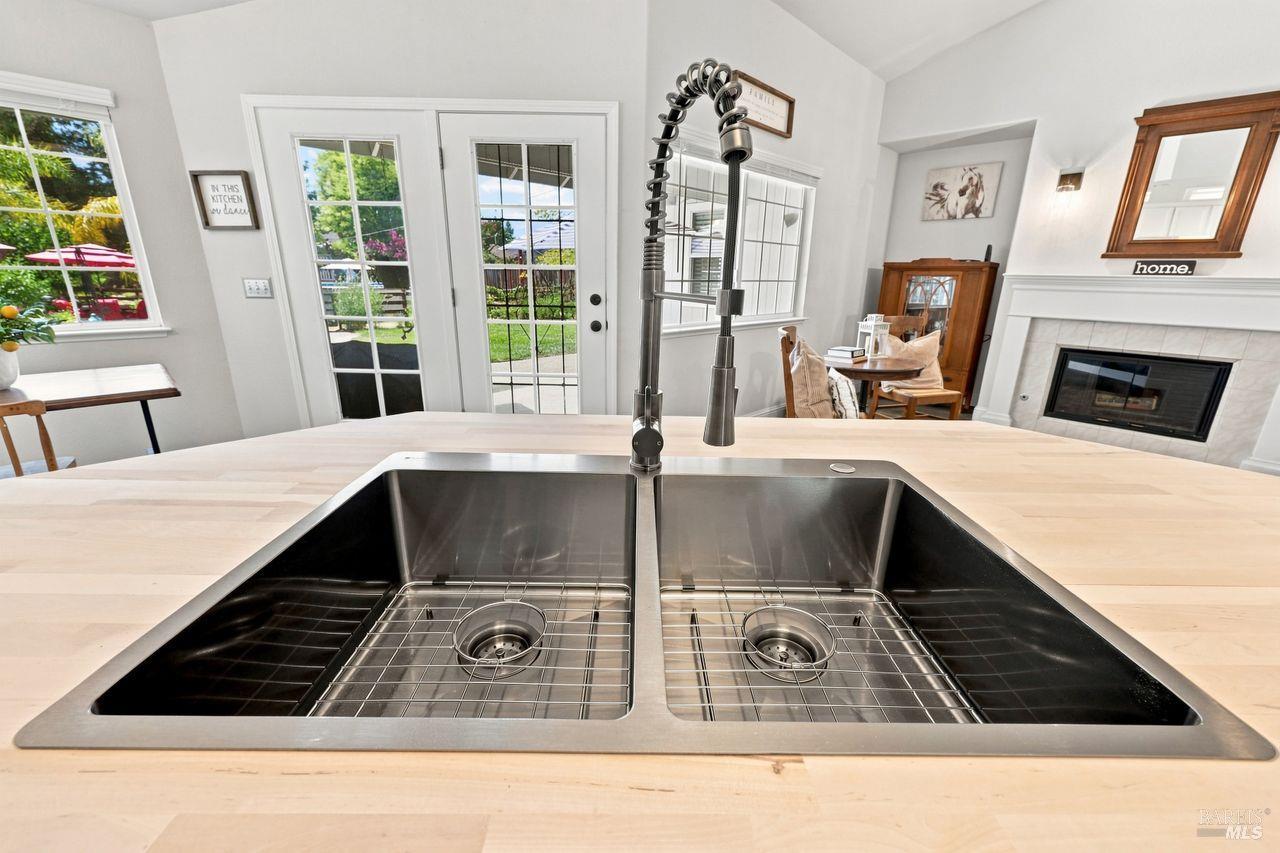 2173 Erika Street Santa Rosa CA 95403