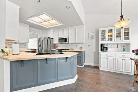 2173 Erika Street Santa Rosa CA 95403