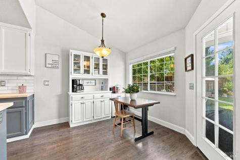 2173 Erika Street Santa Rosa CA 95403
