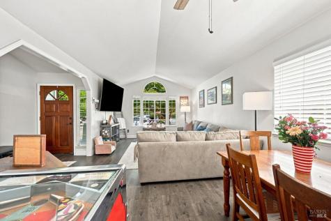 2173 Erika Street Santa Rosa CA 95403