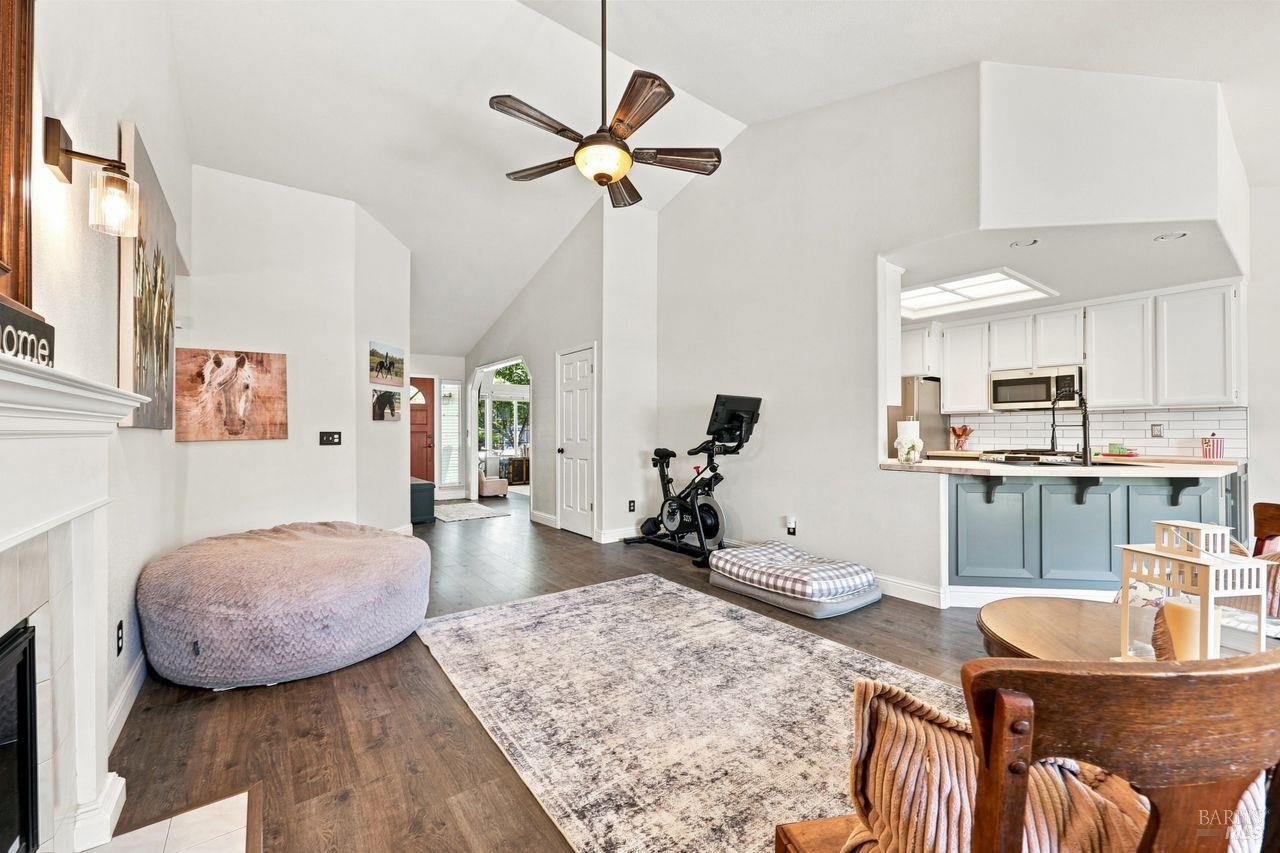 2173 Erika Street Santa Rosa CA 95403