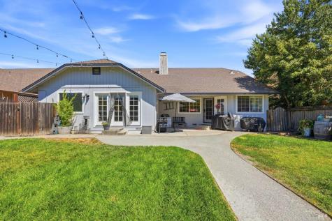 2173 Erika Street Santa Rosa CA 95403