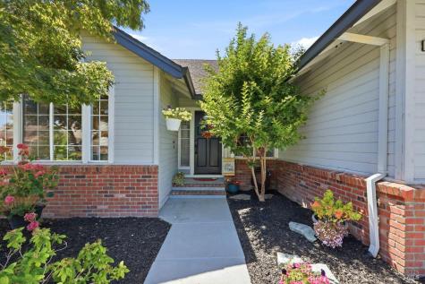2173 Erika Street Santa Rosa CA 95403