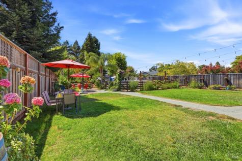 2173 Erika Street Santa Rosa CA 95403