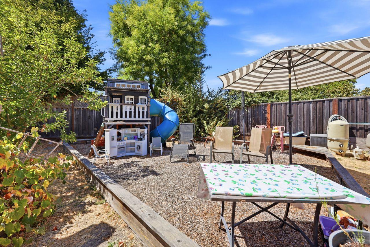 2173 Erika Street Santa Rosa CA 95403