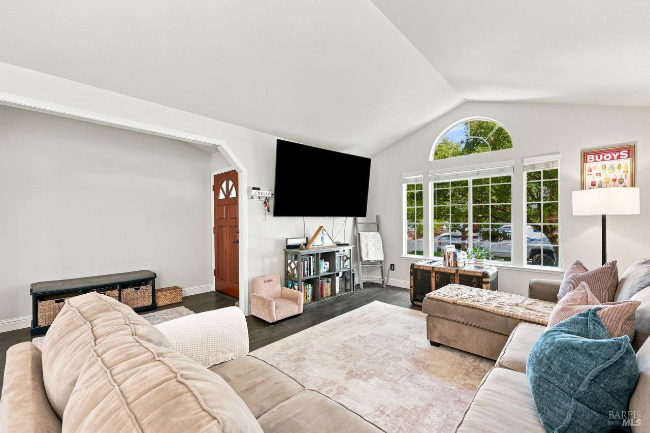 2173 Erika Street Santa Rosa CA 95403