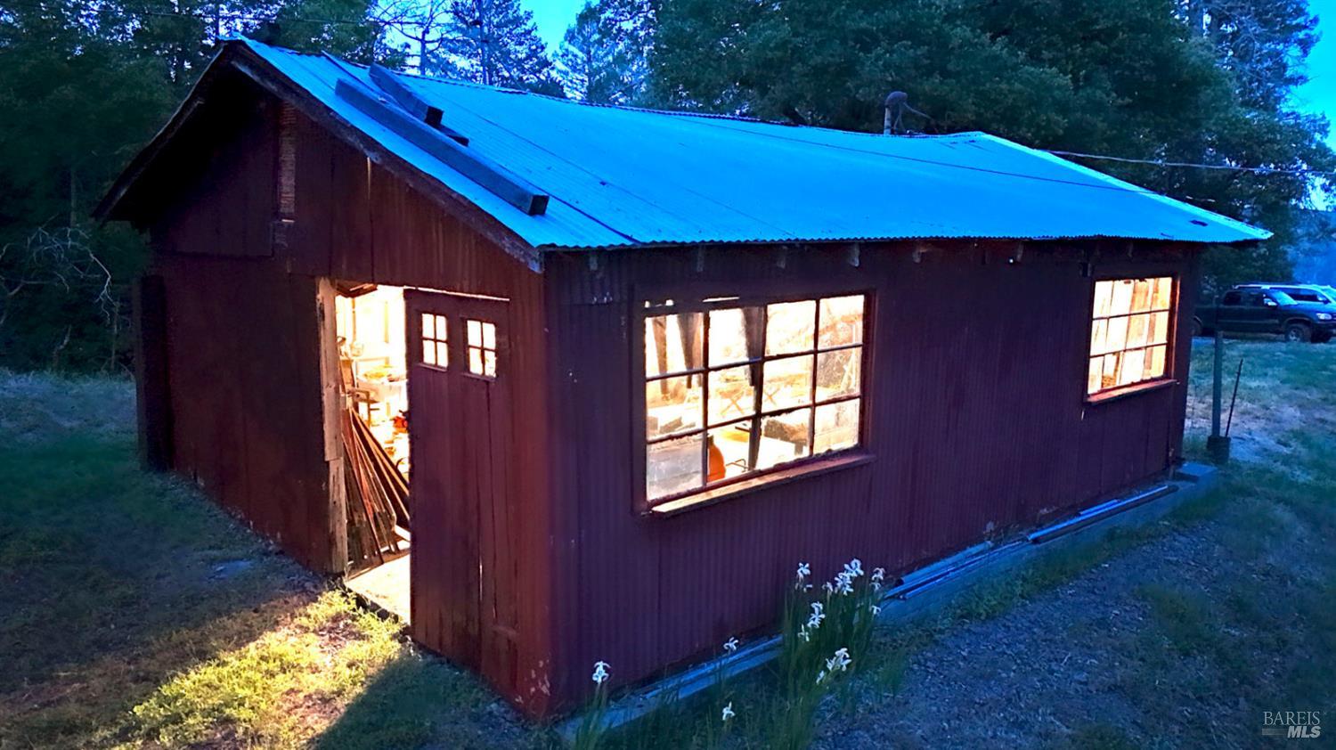 5000 Mohrhardt Ridge Road Cazadero CA 95421