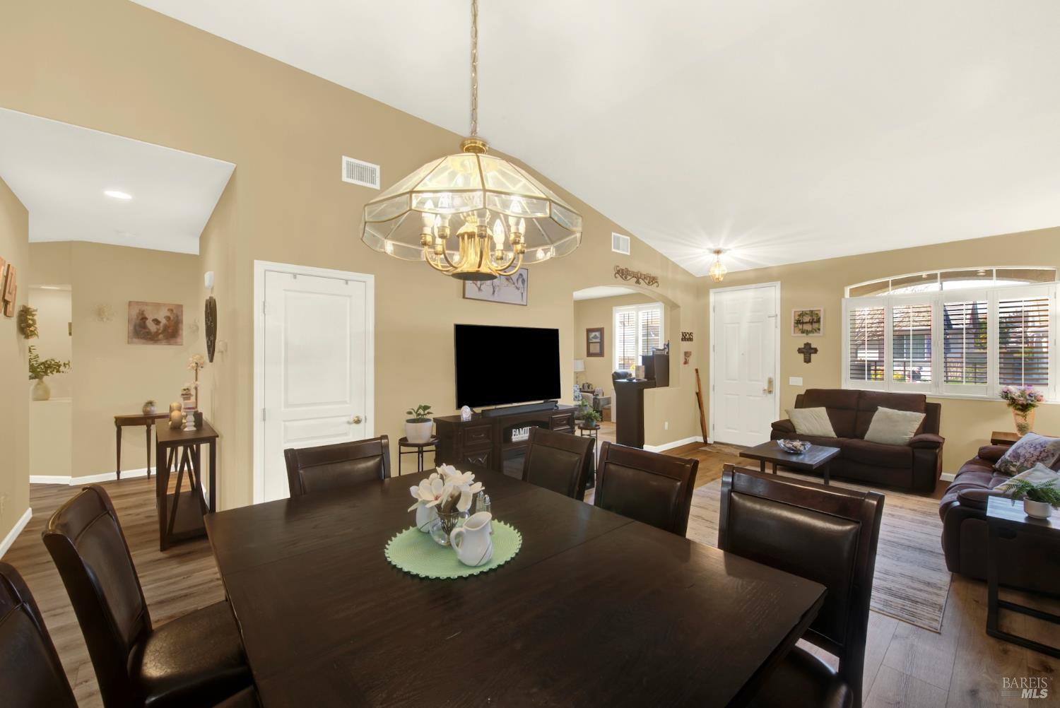161 Currant Lane Vacaville CA 95687
