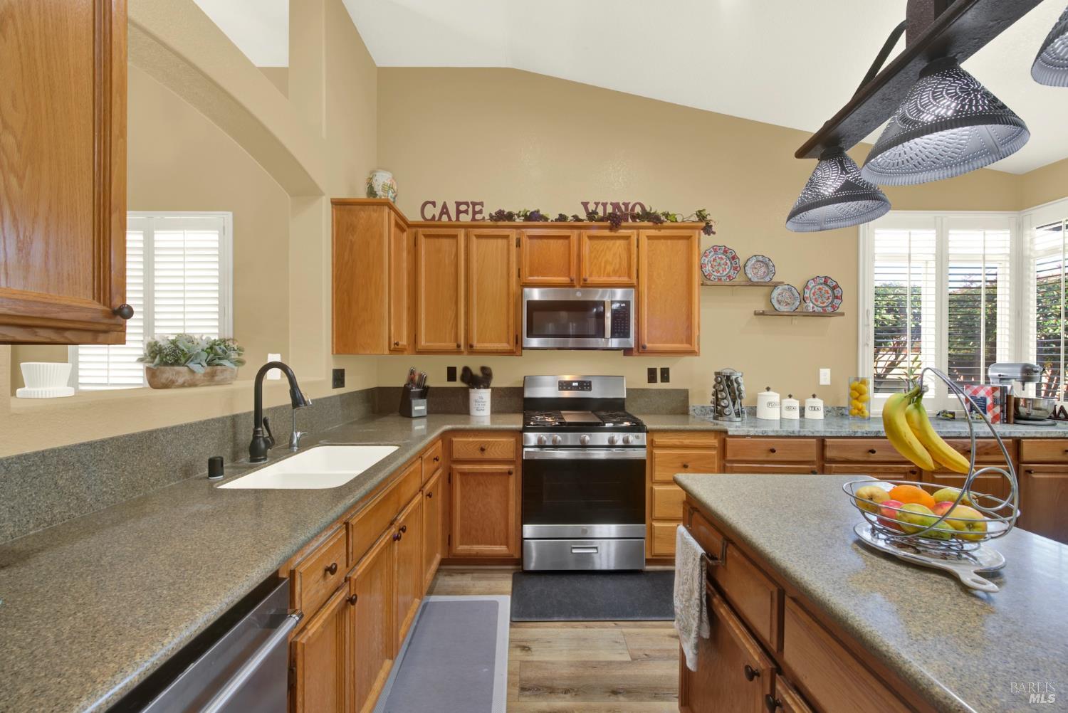 161 Currant Lane Vacaville CA 95687